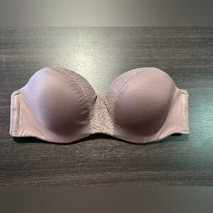 Victoria’s Secret Body by Victoria Lined Strapless Bra Mauve Purple Lace 32C
